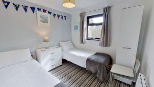 B04 Beachcroft B4, Riviere Towans