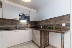 Appartements • Vue Panoramique • Gare a 10min • Parking Prive • : photos des chambres