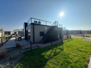 Enkhuizer Strand Cube Elite Hafenpanorama mit Dachterrasse Haus Nr 339