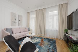 Comfortable Apartment in Warsaw Wola by Renters