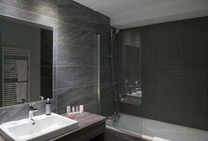 Hotels Hotel La Reserve : photos des chambres