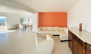 New 1BR AC villa Private Pool Mountain View