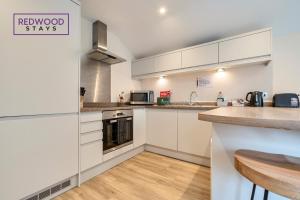 Festival Serviced Apartment, Perfect of Contractors & Families Free WiFi & Netflix By Redwood Stays