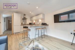 Festival Serviced Apartment, Perfect of Contractors & Families Free WiFi & Netflix By Redwood Stays