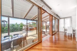 Attico Dolce Vita by BarbarHouse