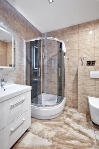 Warta River Cosy Studio by BookingHost