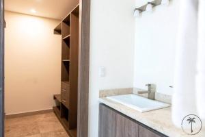 Terraza con vista al mar y a atardeceres