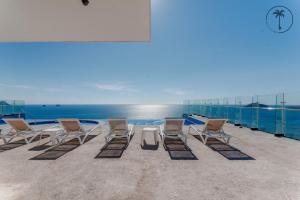 Moderno condominio con vista al mar!