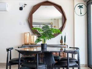 Moderno condominio con vista al mar!