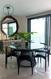 Terraza con Vista al Mar, BBQ y Piscina