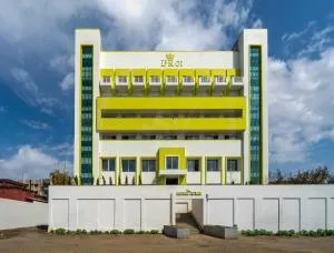 Le Roi Dehradun at Dehradun Railway Station - Clement Town