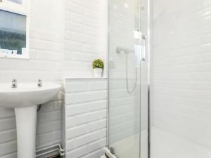 City Break Apartment by Acton Main Line - Pass The Keys