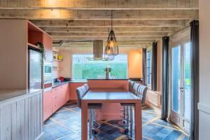 Maisons d'hotes 15 Min to Lille - Beautiful 14p House, 5 Bedrooms : photos des chambres