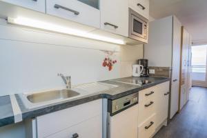 Haus-Sylter-Welle-092-WB