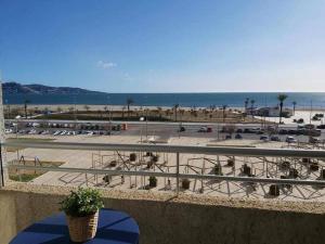 Miami 402-Estudio situado en primera linea de mar