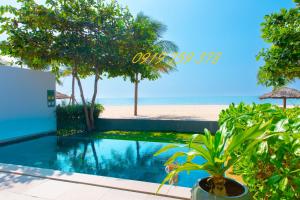 Beachfront Villa 4 Bedrooms Sanctuary Ho Tram Resort