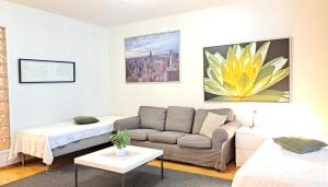 Kotimaailma Apartments - Tilava saunallinen & parvekkeellinen kaksio - Keernakatu