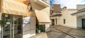 Golf Resort - Apartment - Sleeps4 - Pool - Parking