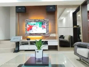 Permas Jaya 2 storey House - Kampong Senibong