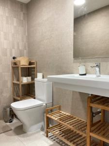 Stylish family flat by Canary365