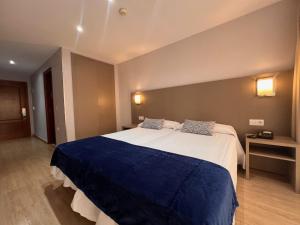 Double or Twin Room with City View room in Hotel Montesol
