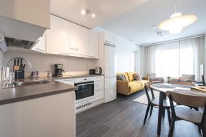 Saunallinen kaksio autohallipaikalla