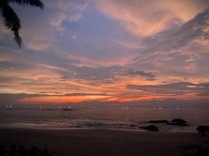 Madampa Ganga Villa.