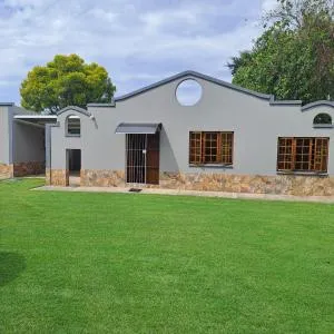 Rosies Inn - Nhlangano