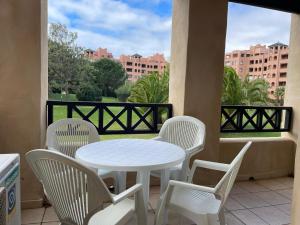 Vista jardín en Urb. Jardines de Isla Canela.