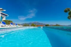 Las Alondras stunning lake views - Los Romanes