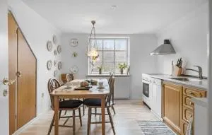 3 Bedroom Lovely Apartment In Engesvang - Bording Stationsby