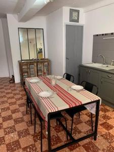 Villas 5RBUT1 - Maison familiale sur deux niveaux en plein coeur du centre ville : photos des chambres