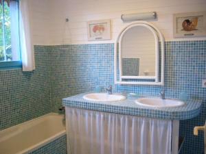 Villas villa les Arbousiers : photos des chambres