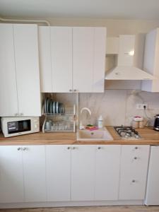 Dream town Apartaments біля залізничного вокзалу