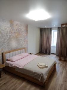 Dream town Apartaments біля залізничного вокзалу