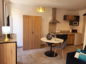 Appartements Citadella confort moderne au centre de Calvi : photos des chambres