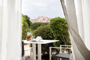 Hotels La Villa Calvi : photos des chambres