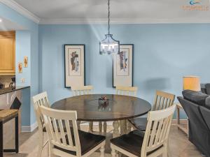 AZ 115 - Beautiful Poolside 4 Bd Beachfront Condo