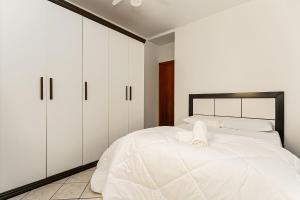 Ótimo apto a 600m da Praia Brava em Floripa COI203