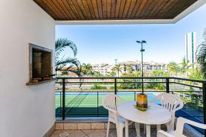 Ótimo apto a 600m da Praia Brava em Floripa COI203