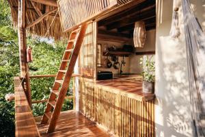 Hostel Clandestino Maderas