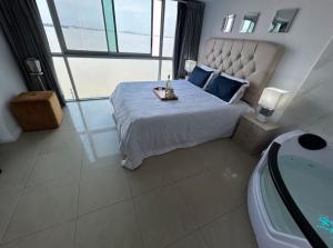 Ecusuites Riverfront One Vista al Río Jacuzzi Hidro