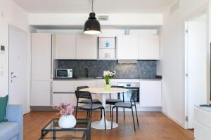 Lovely Terrace Apartment - Porta Romana District Milan