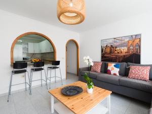 Next to the beach 5 beds - Wifi by CanariasGetaway