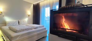 Pilkieji apartamentai, iki jūros 350m