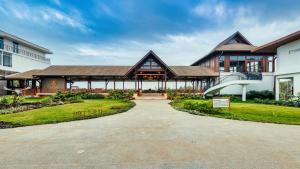 Highland Club with Swimming Pool-GYM