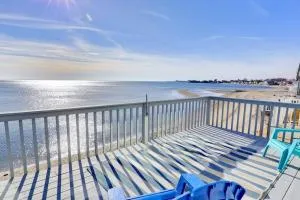 Cheerful 3 Bedroom Beach Front Cottage with Fire Place - 米尔福德 Cheerful 3 Bedroom Beach Front Cottage with Fire Place - 米尔福德