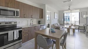 Landing Modern Apartment with Amazing Amenities (ID1402X307)
