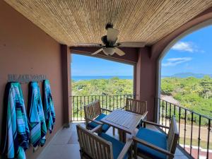Amazing Ocean Views Condo Close To The Beach