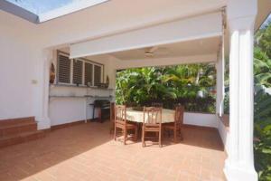 Villa avec piscine en résidence